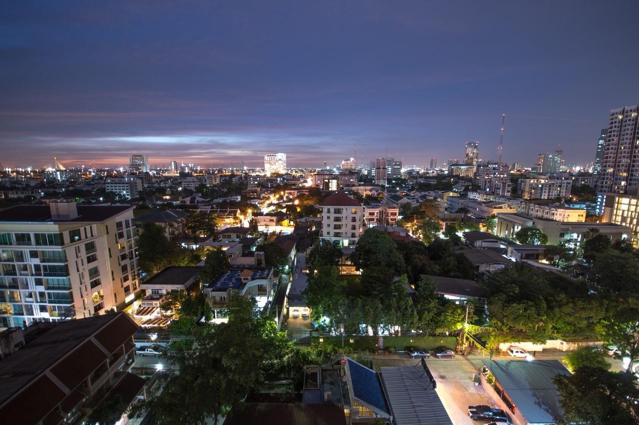 Boonrumpa Accommodation Bangkok Extérieur photo